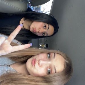 Meet your Posher, Olivia